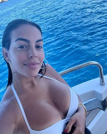 Full leaked Georgina rodrig private onlyfans photo