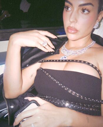 Full leaked Georgina rodriguez private onlyfans photo
