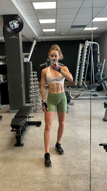Full leaked German girls private onlyfans photo