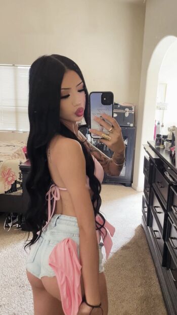 Full leaked Ggzzmel cacagirl ggzmel private onlyfans photo