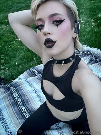 Full leaked Ghostiegoo private onlyfans photo