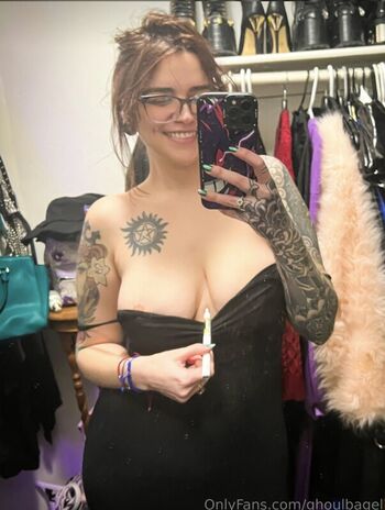 Full leaked Ghoulbagel  page private onlyfans photo