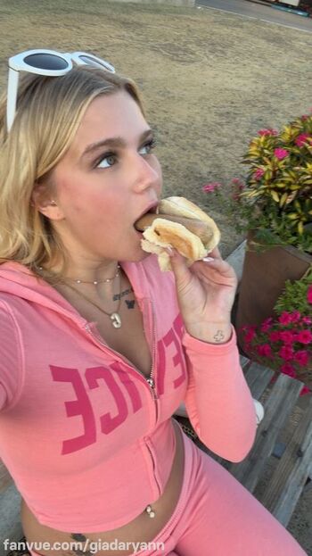 Full leaked Giada ryann private onlyfans photo