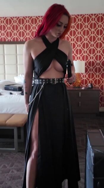 Full leaked Gigi dolan page private onlyfans photo