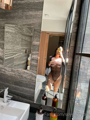 Full leaked Gigi rydes private onlyfans photo