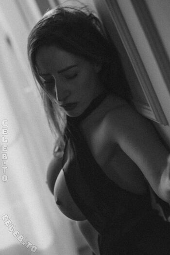 Full leaked Ginger mia page private onlyfans photo