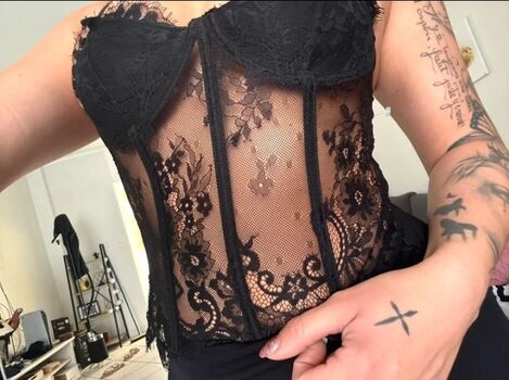 Full leaked Giollia glam private onlyfans photo