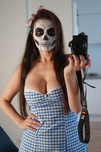 Full leaked Girl loves coding private onlyfans photo