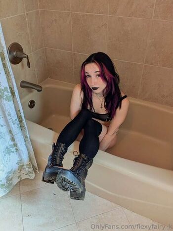 Full leaked Girls in combat and platform boots page private onlyfans photo