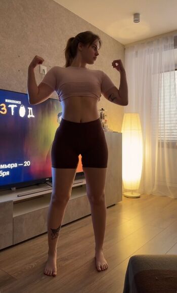 Full leaked Girls in wedgy fitness shorts private onlyfans photo