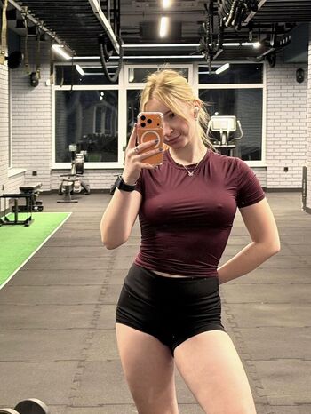 Full leaked Girls in wedgy fitness shorts private onlyfans photo