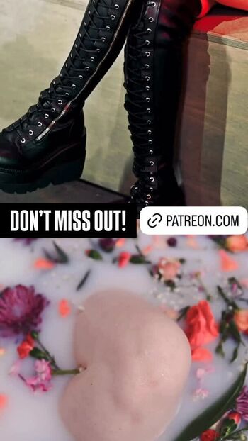 Full leaked Girls play private onlyfans photo