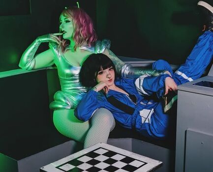 Full leaked Girls play page private onlyfans photo