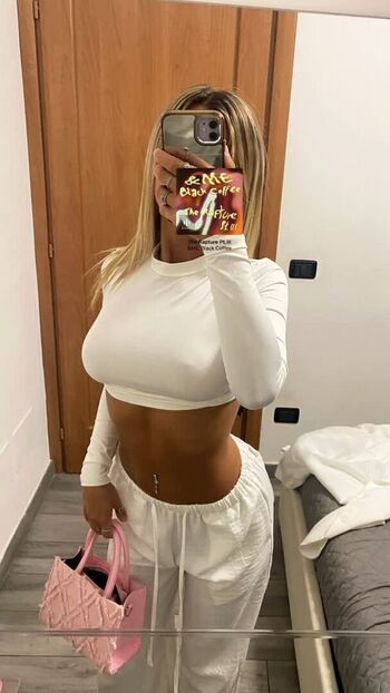 Full leaked Giulia iarpini private onlyfans photo