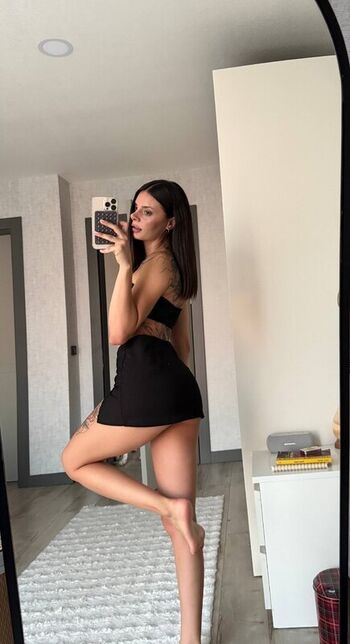 Full leaked Gizem samel page private onlyfans photo