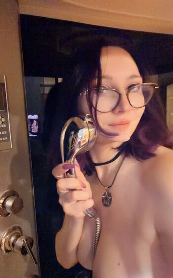 Full leaked Gliese page private onlyfans photo
