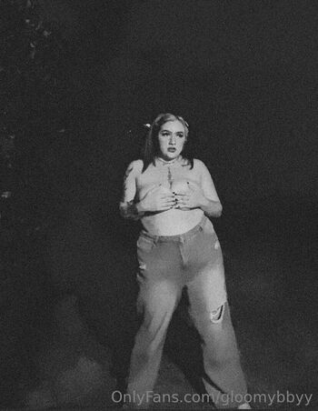 Full leaked Gloomy private onlyfans photo