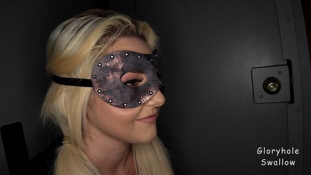 Full leaked Gloryhole swallow private onlyfans photo