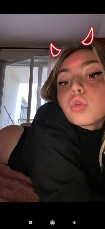 Full leaked Glyogoma private onlyfans photo