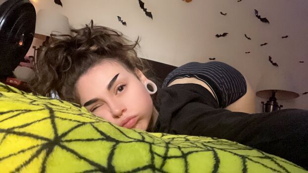 Full leaked Gnarlywolf private onlyfans photo