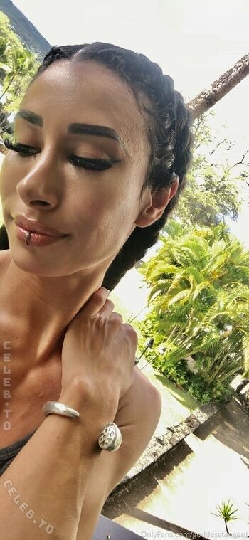 Full leaked Goddess tangent private onlyfans photo