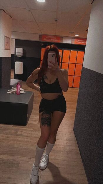Full leaked Godzaline private onlyfans photo