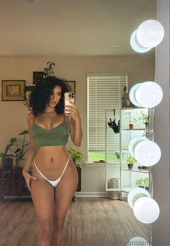 Full leaked Goldenhoneiii tkfeelsok private onlyfans photo