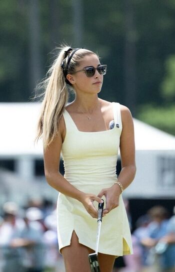 Full leaked Golf girls golf related private onlyfans photo