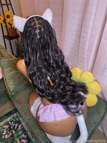Full leaked Goodmorninglili private onlyfans photo