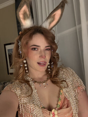 Full leaked Goodnight moon private onlyfans photo