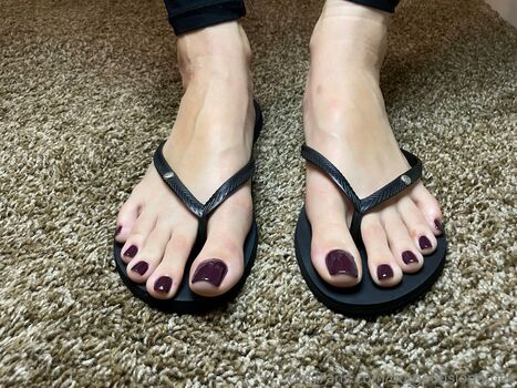 Full leaked Gorgeouslongtoes private onlyfans photo