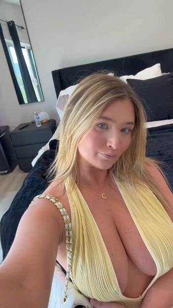 Full leaked Gostosas com peitos caidos page private onlyfans photo