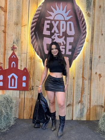 Full leaked Gostosas de mini short page private onlyfans photo