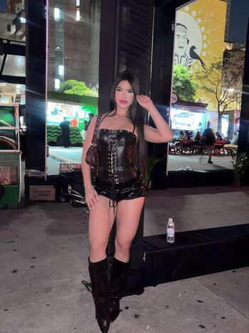 Full leaked Gostosas de mini short private onlyfans photo