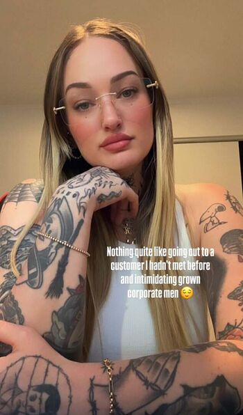 Full leaked Goth queen private onlyfans photo
