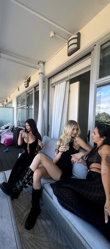 Full leaked Gracelyra private onlyfans photo