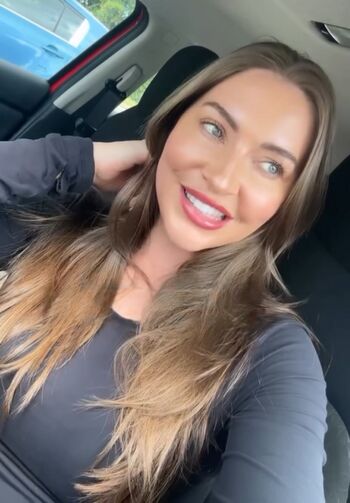Full leaked Gracie lewis private onlyfans photo
