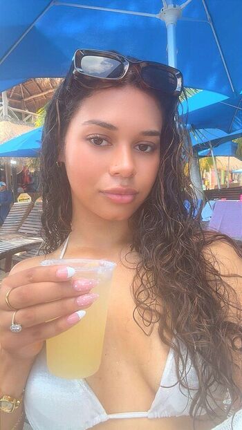 Full leaked Gracie walker private onlyfans photo