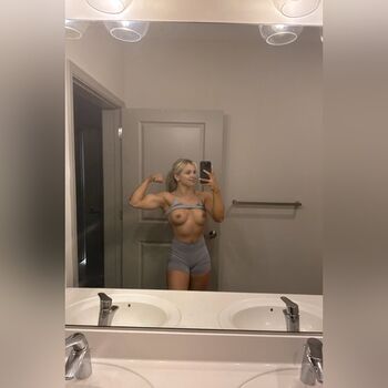 Full leaked Graciemilkyy private onlyfans photo