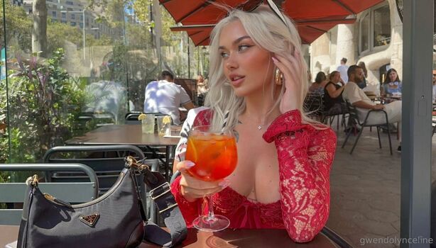 Full leaked Gwendolynceline  page private onlyfans photo