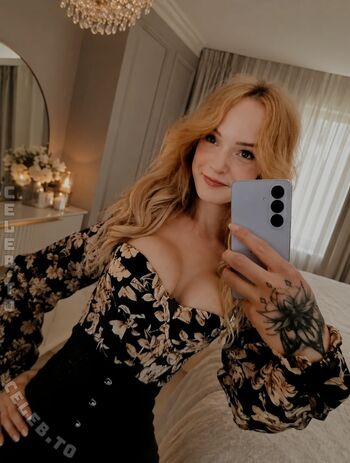 Full leaked Gwenny grace private onlyfans photo