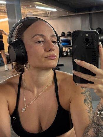 Full leaked Gym booty bubble butts  page private onlyfans photo