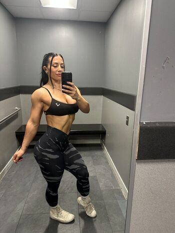 Full leaked Gym booty bubble butts page private onlyfans photo