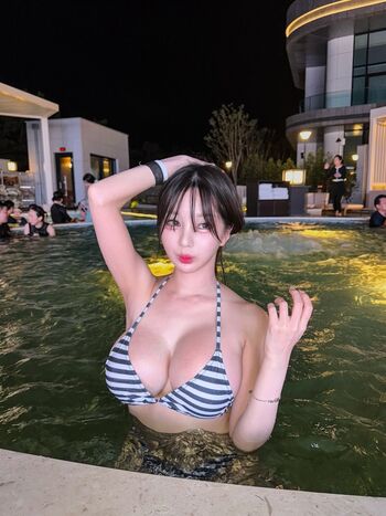 Full leaked Hahahazwoo private onlyfans photo