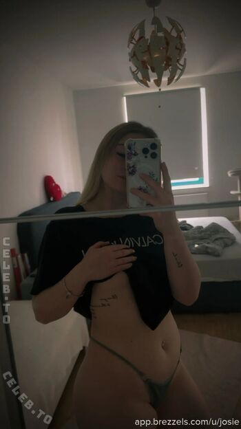 Full leaked Haifischnnikez private onlyfans photo