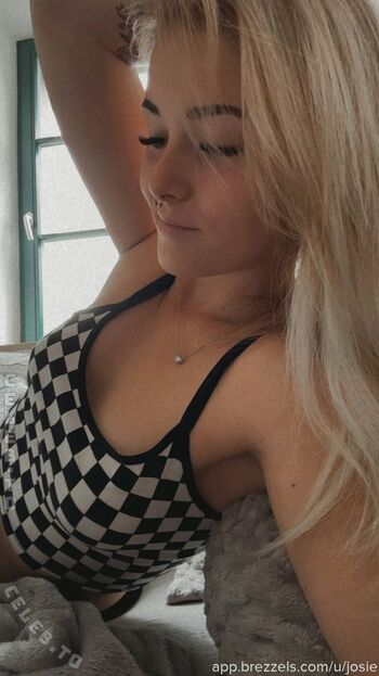 Full leaked Haifischnnikez private onlyfans photo