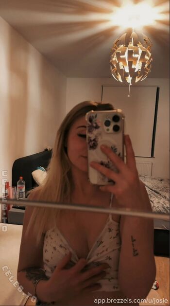 Full leaked Haifischnnikez private onlyfans photo