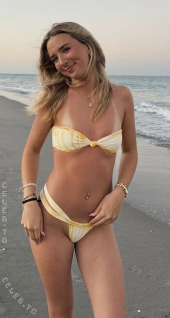Full leaked Hailee roy private onlyfans photo