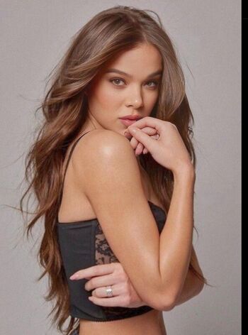 Full leaked Hailee steinfeld  page private onlyfans photo