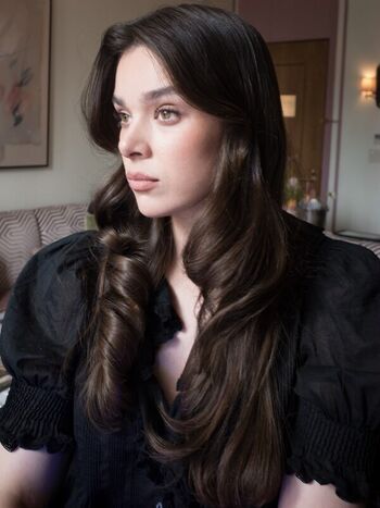 Hailee Steinfeld